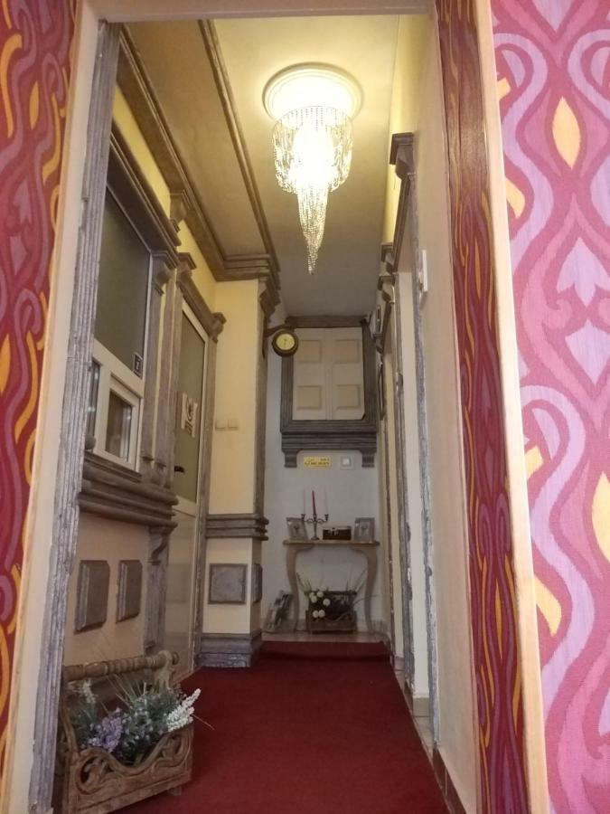 La Casa Nord Hotel Bukares Bagian luar foto