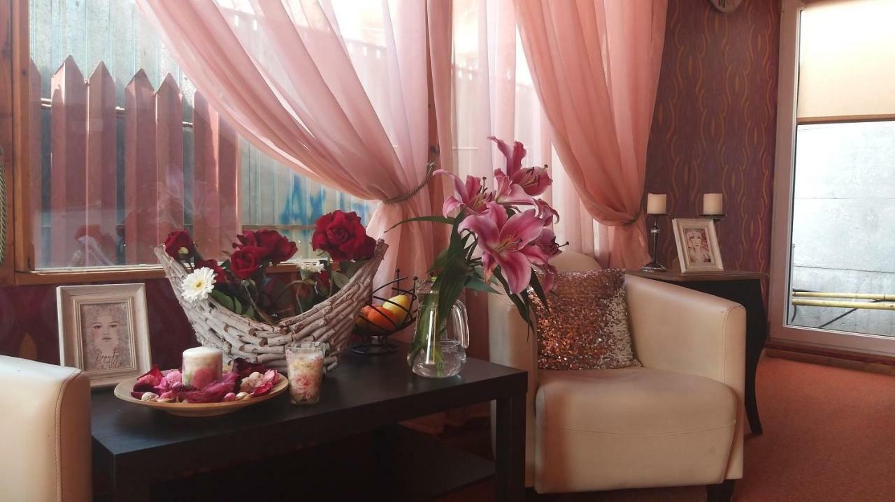 La Casa Nord Hotel Bukares Bagian luar foto